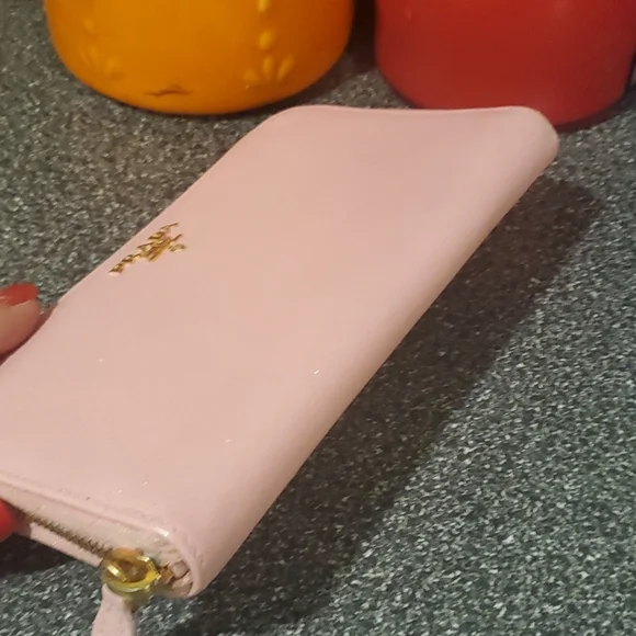 Prada Saffiano Zippy Wallet - Picture 7 of 14